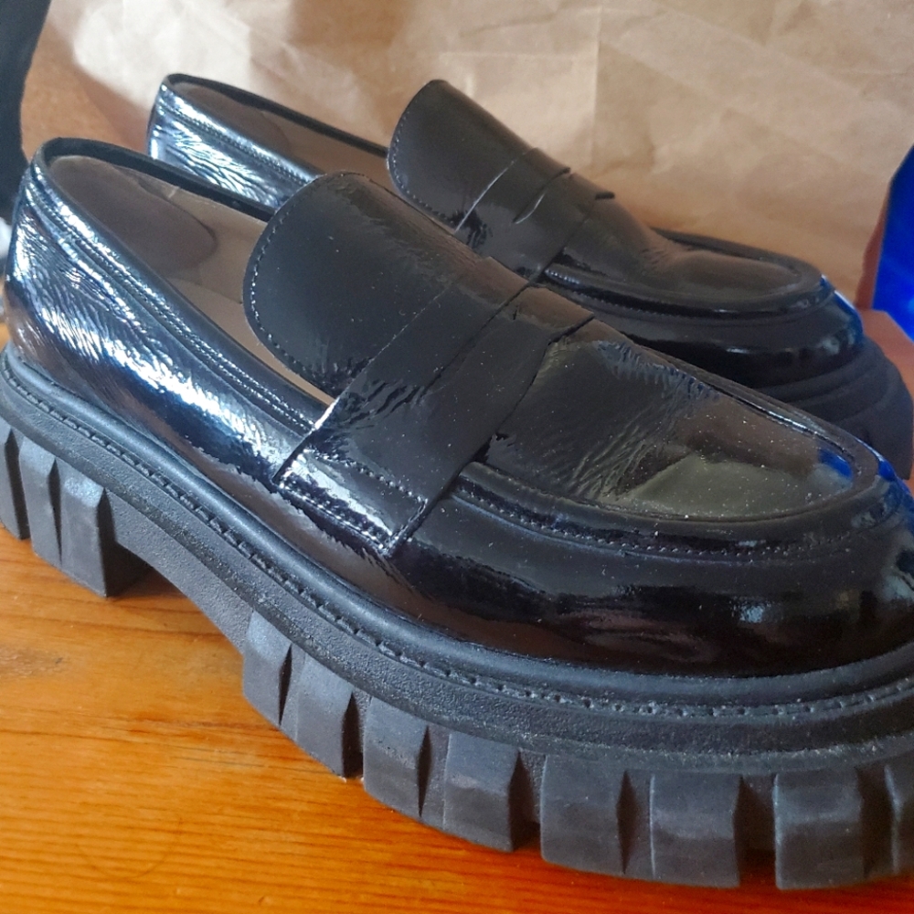 L'intervalle Gama Patent Leather chunky Loafers size 41